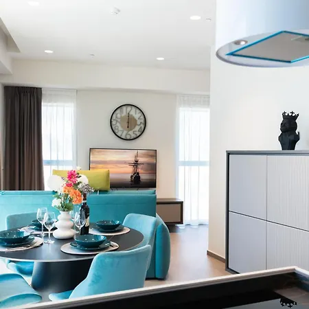Mercury Tower Exclusive 1br With Rooftop Pool By Arcobnb