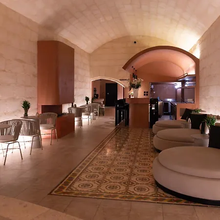 Mercury Tower Exclusive 1br W Rooftop Pool By Arco Collection Appartamento San Giuliano