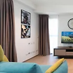 Mercury Tower Exclusive 1br W Rooftop Pool By Arco Collection Saint Julian's