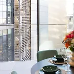 Mercury Tower Exclusive 1br W Rooftop Pool By Arco Collection アパート