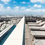 Mercury Tower Exclusive 1br W Rooftop Pool By Arco Collection Apartment *
