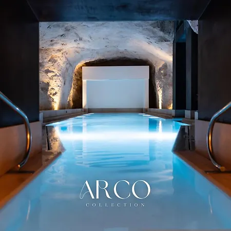 Mercury Tower Exclusive 1br W Rooftop Pool By Arco Collection Διαμέρισμα