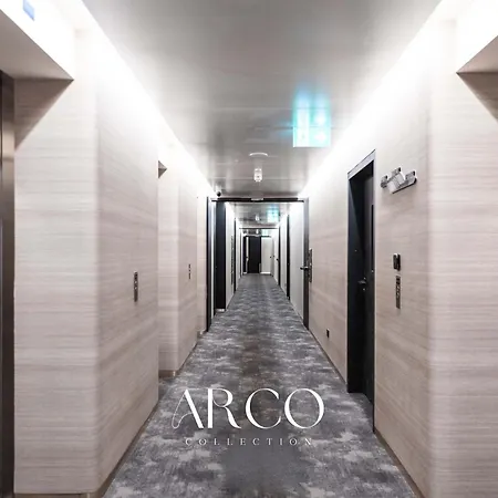 Mercury Tower Exclusive 1br W Rooftop Pool By Arco Collection *