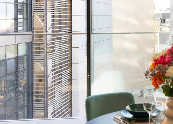 Mercury Tower Exclusive 1br W Rooftop Pool By Arco Collection アパート