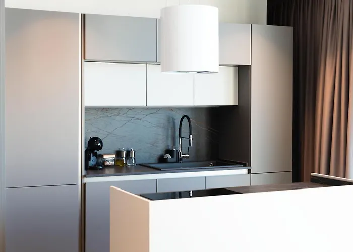 Mercury Tower Exclusive 1br W Rooftop Pool By Arco Collection アパート *