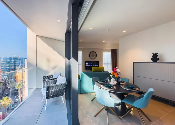 Mercury Tower Exclusive 1br W Rooftop Pool By Arco Collection アパート