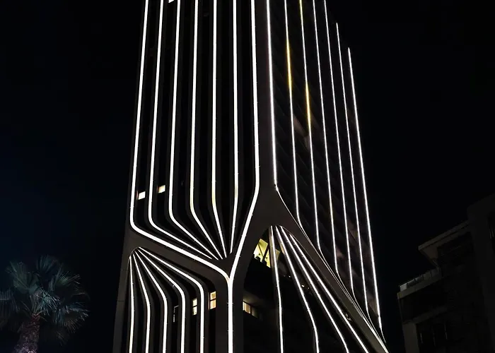 Mercury Tower Exclusive 1br W Rooftop Pool By Arco Collection アパート