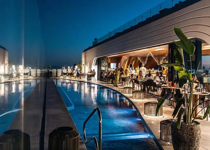 Mercury Tower Exclusive 1br W Rooftop Pool By Arco Collection